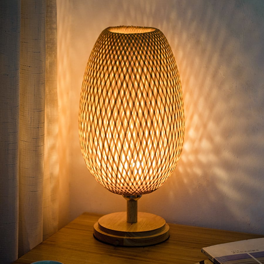 Lampe de Table en rotin tissé