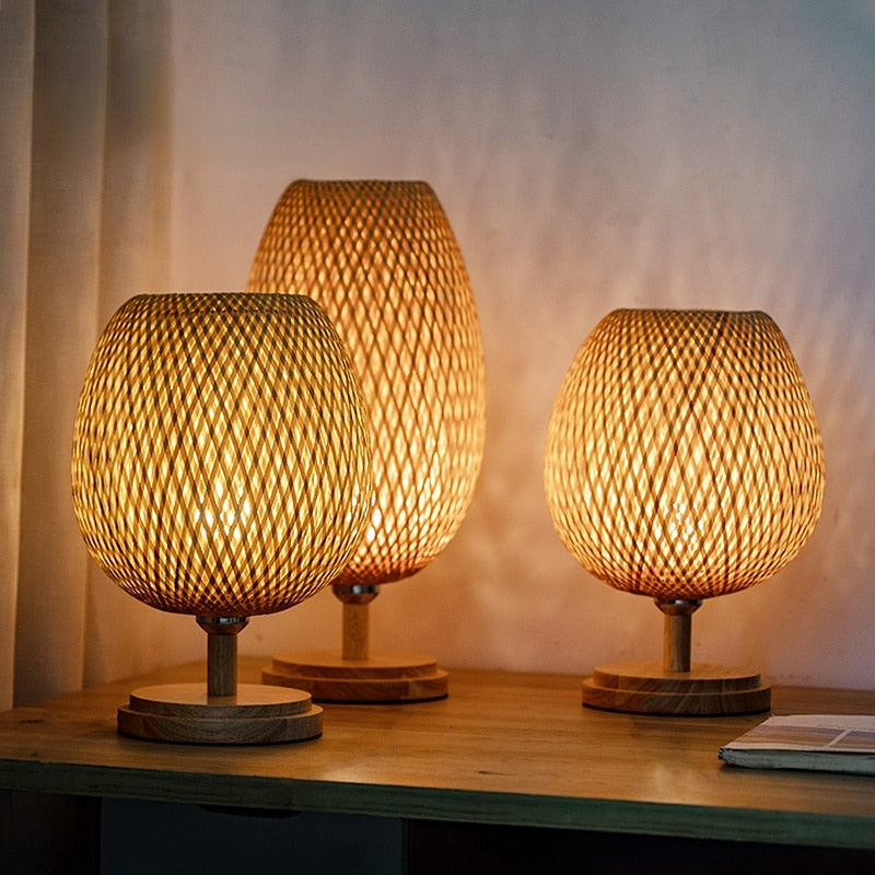 Lampe de Table en rotin tissé