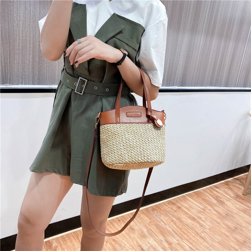 Sac à main en paille et simili cuir raffiné pour femme