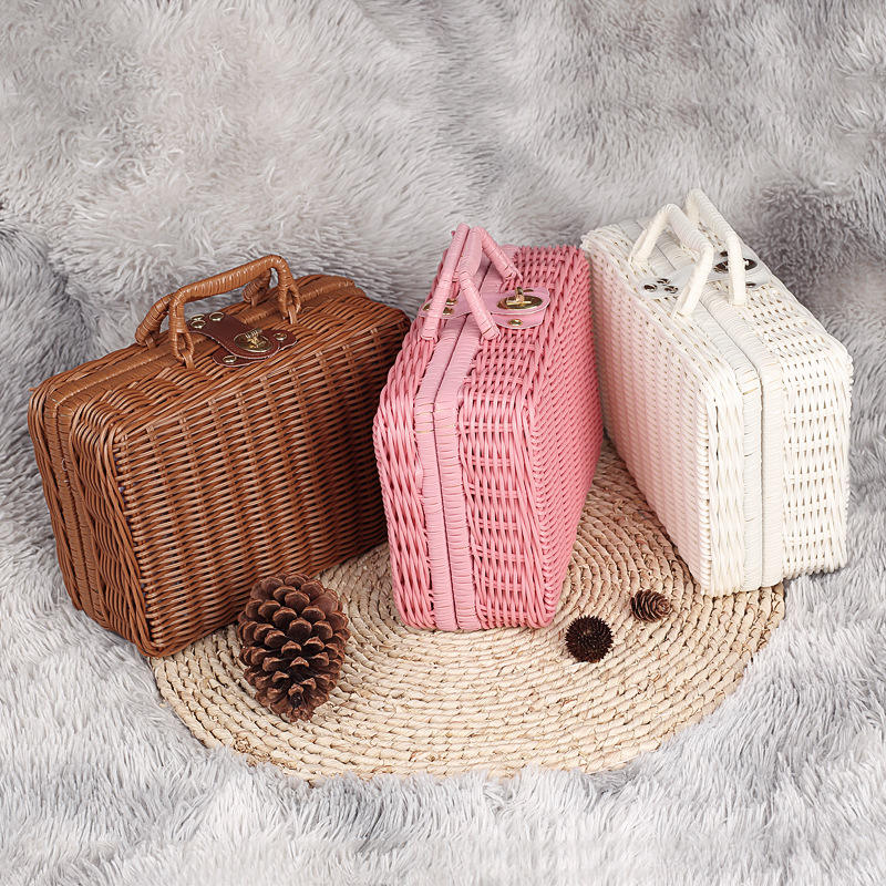 Boîte de rangement de cosmétiques tissée à la main