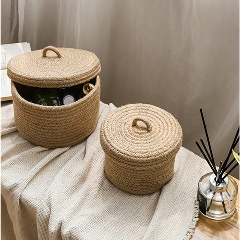 Boîte de rangement en rotin tissé de couleur naturelle