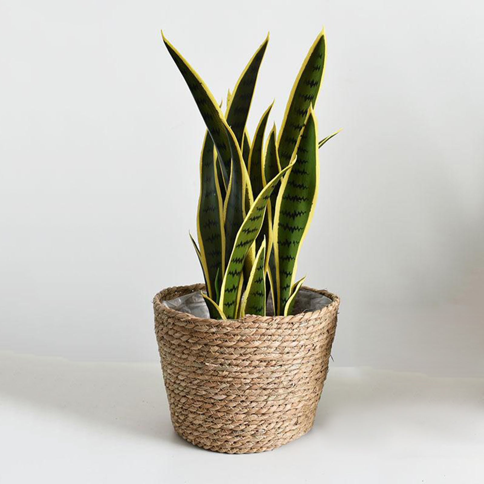 Cache pot de fleurs en rotin naturel