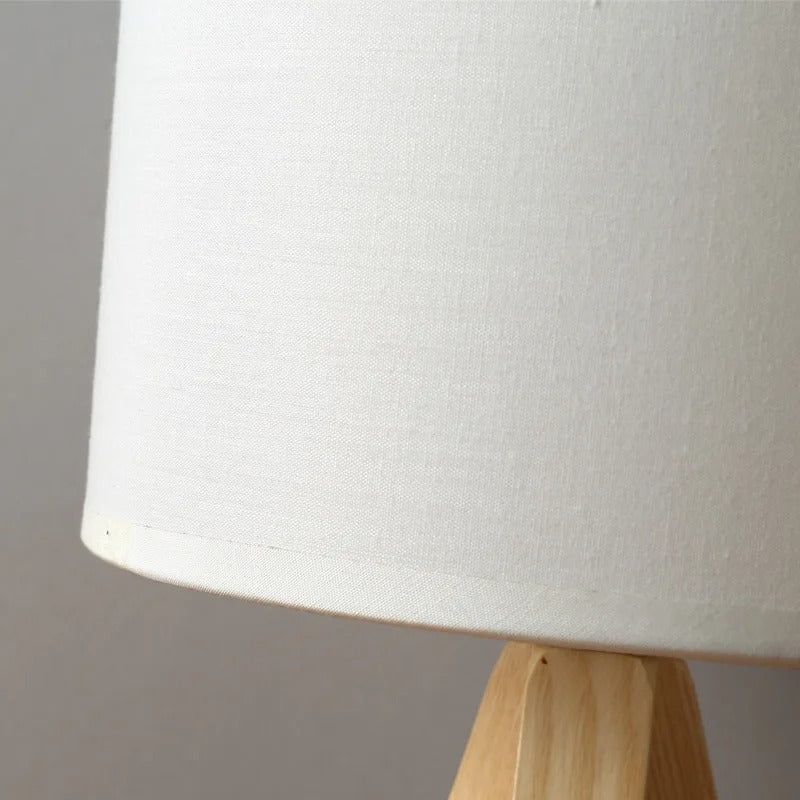 Lampe de Chevet Bois Décorative au Style Contemporain