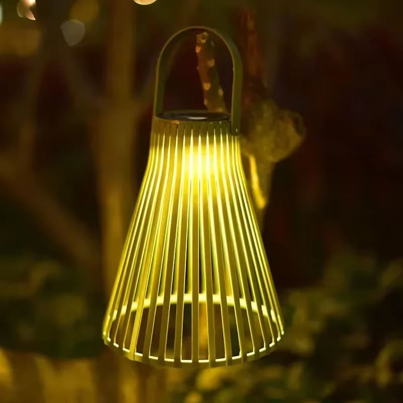 Lanterne Effet Rotin Colorée et Solaire