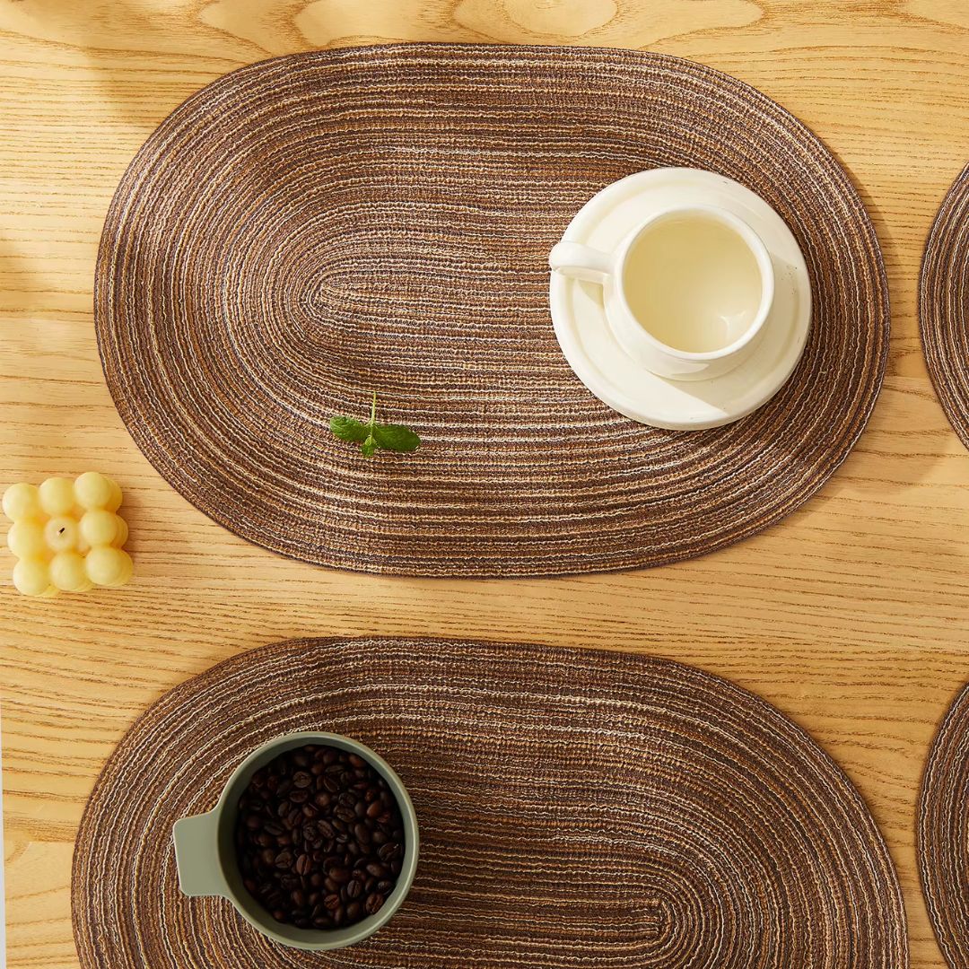 Lot de 4 Sets de Table Effet Paille Chics et Ovales