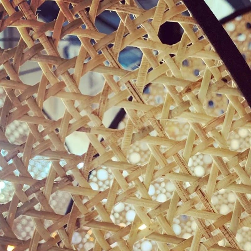 Lustre en rotin et bambou au design moderne