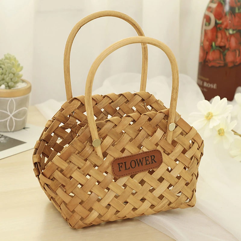 Mini panier à fleurs tissé