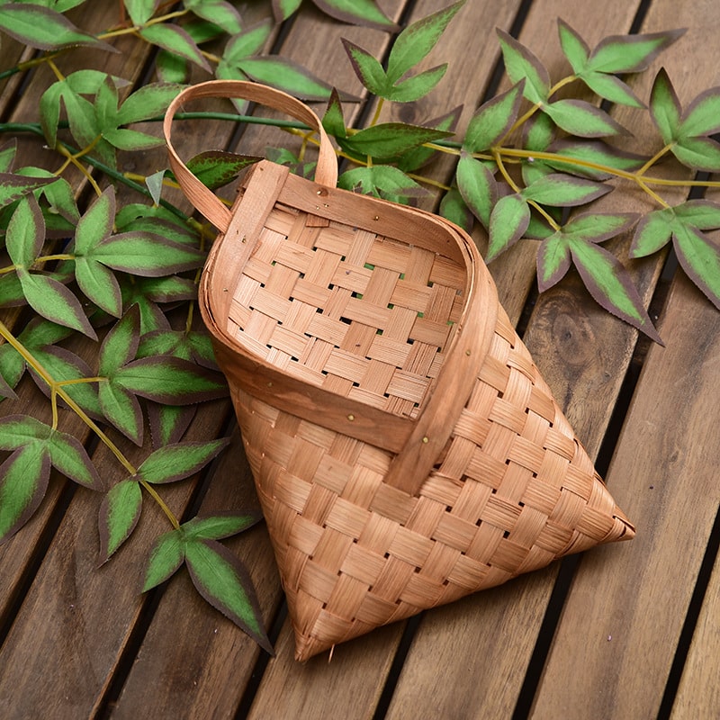 Panier de fleurs en bambou de style pastoral
