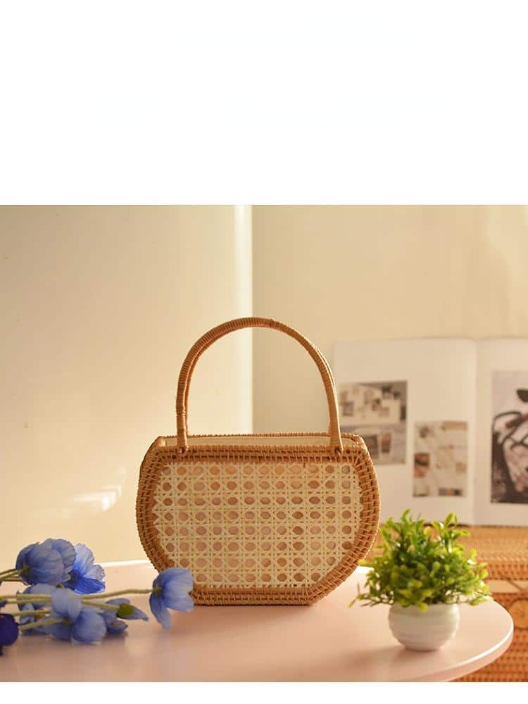 Panier de pique-nique en rotin pur du Vietnam fait à la main avec doublure blanche
