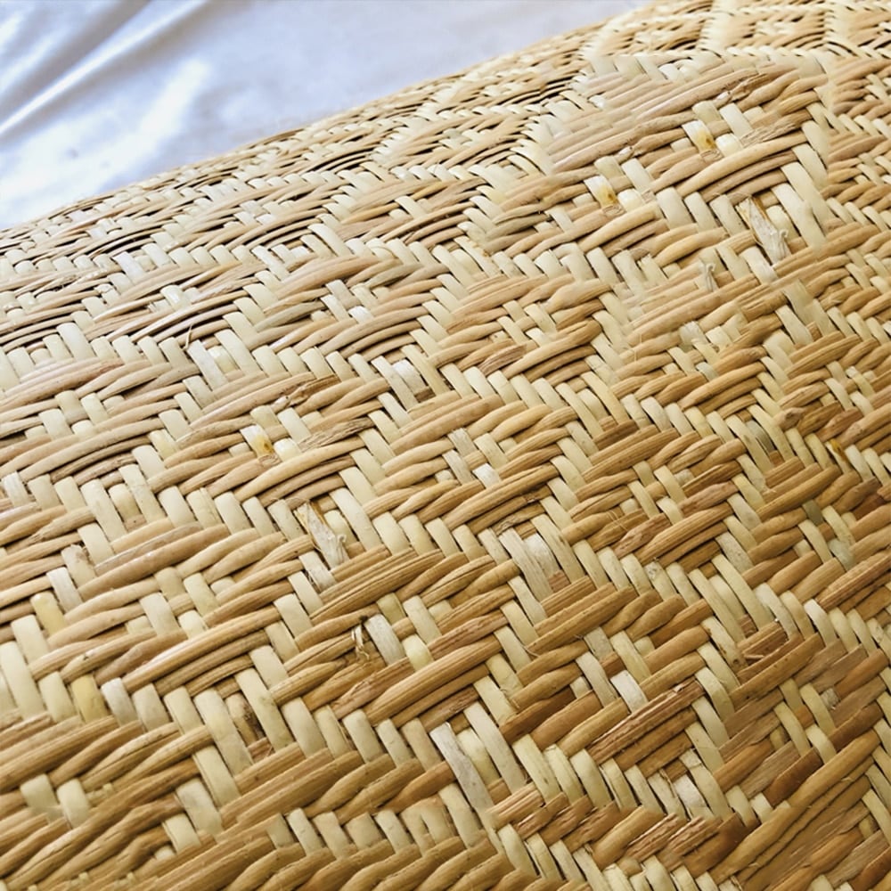 Pièce de rotin tissé naturel