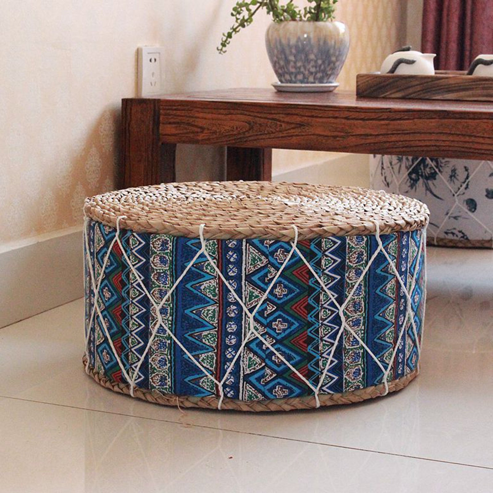 Pouf circulaire motifs tons bleus