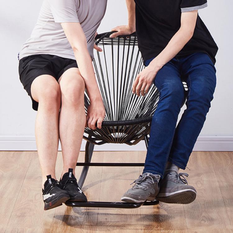 Rocking chair moderne noir
