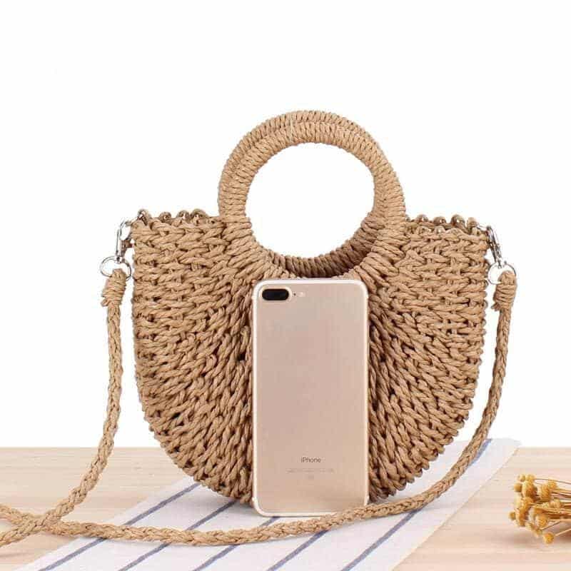 Sac à bandoulière demi-rond tissé en rotin