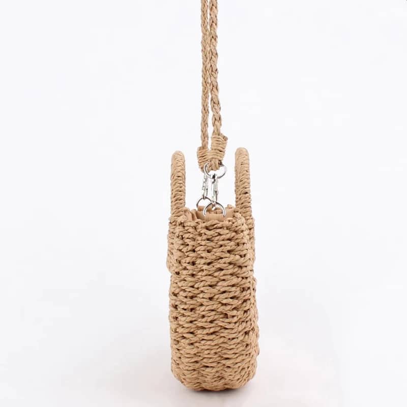 Sac à bandoulière demi-rond tissé en rotin