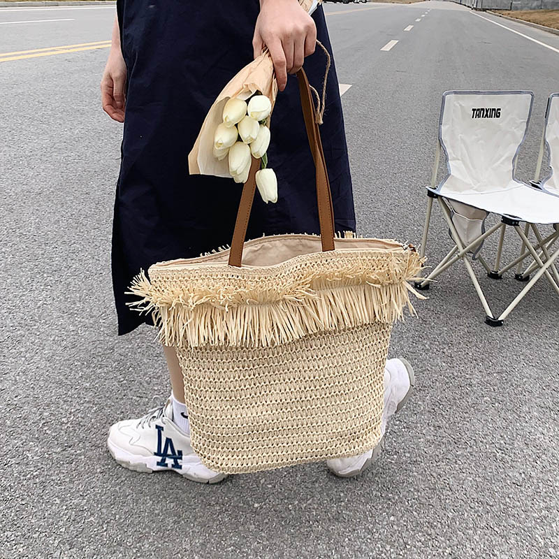 Sac à bandoulière tressé en paille blanche, avec franges, de grande capacité, pour femmes