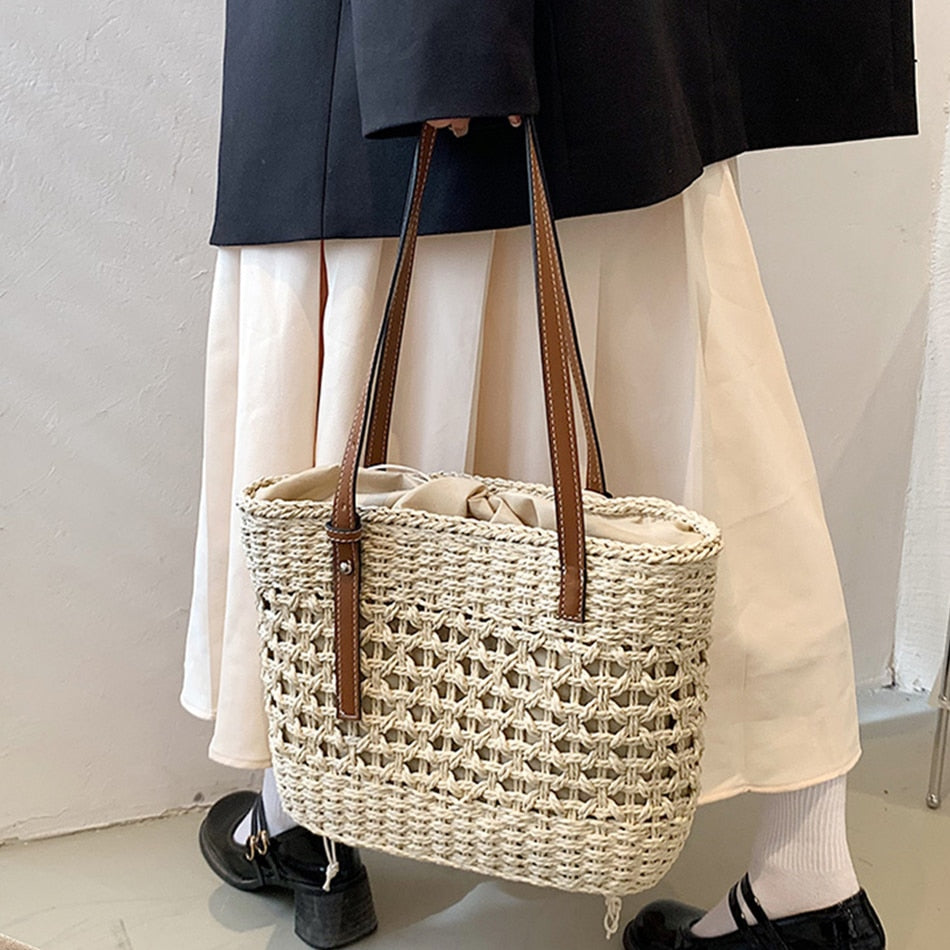 Sac à main beige tendance de plage en paille pour femme