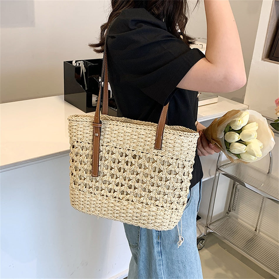Sac à main beige tendance de plage en paille pour femme