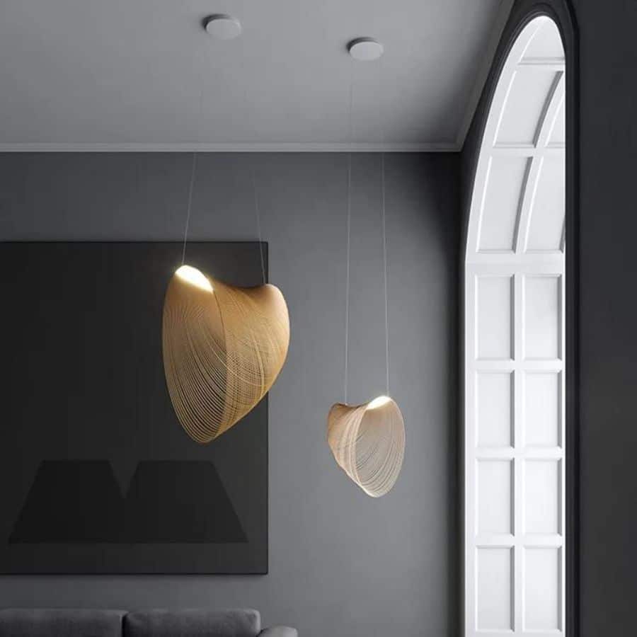 Suspension design et futuriste en bois