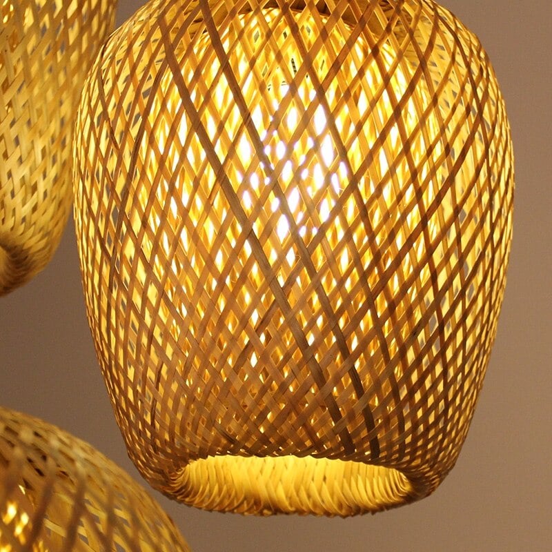 Suspension en rotin à trois design