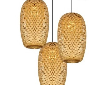 Suspension en rotin en forme d’olive