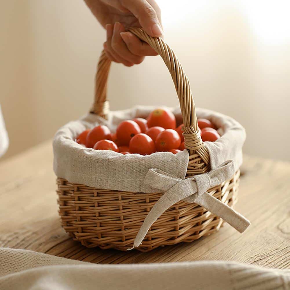 Panier de rangement ornemental avec anse et intérieur en tissu beige