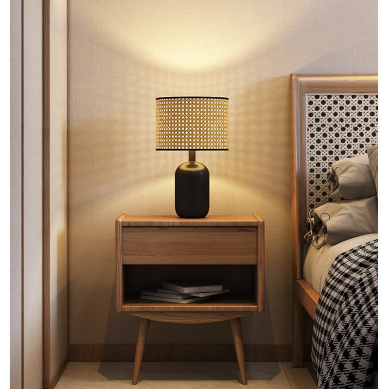 Lampe de bureau LED en rotin avec base noire