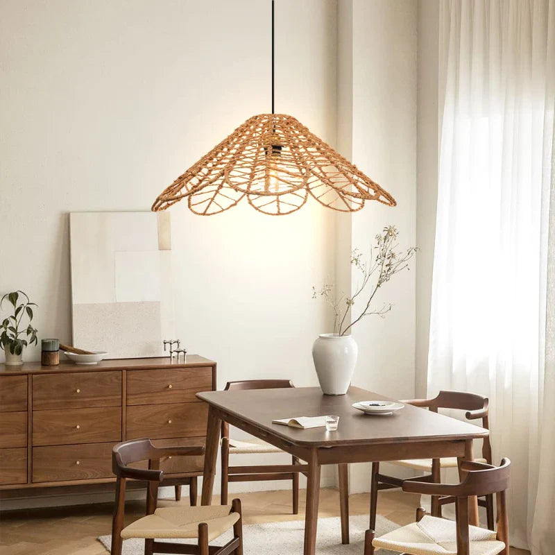 Suspension rotin chapeau ajouré festonné naturel | Ondea