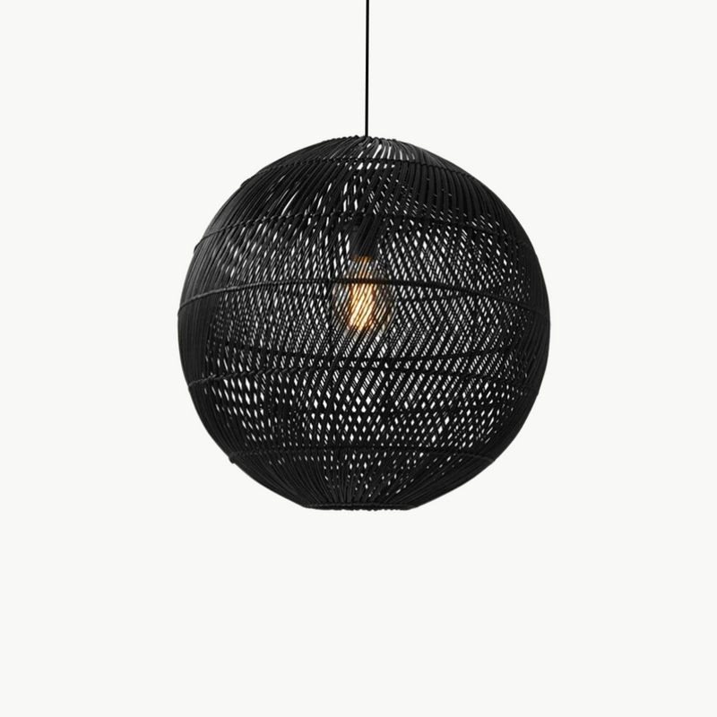 Suspension rotin boule ajourée tressée noir | Nokoa