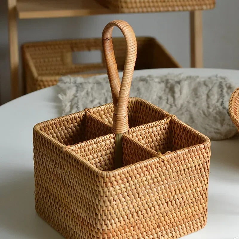 Accessoire Décoration en Rotin en Forme de Panier Carré