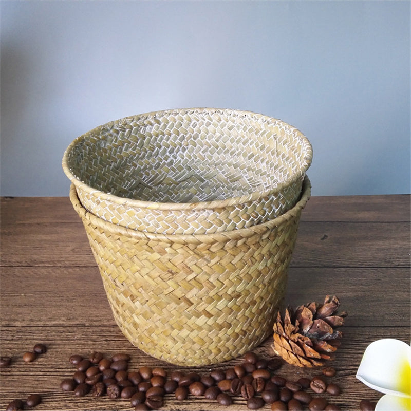 Cache pot fait à la main en rotin