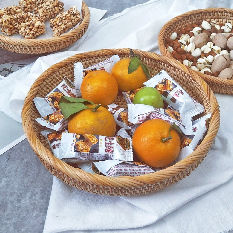 Corbeille de rangement en rotin fait à la main