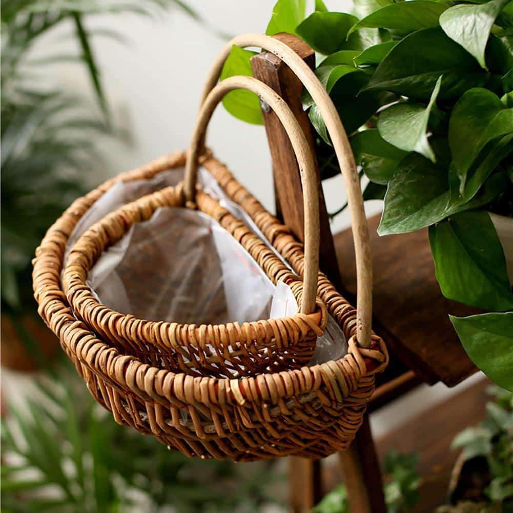 Corbeille pour plantes suspendues en rotin