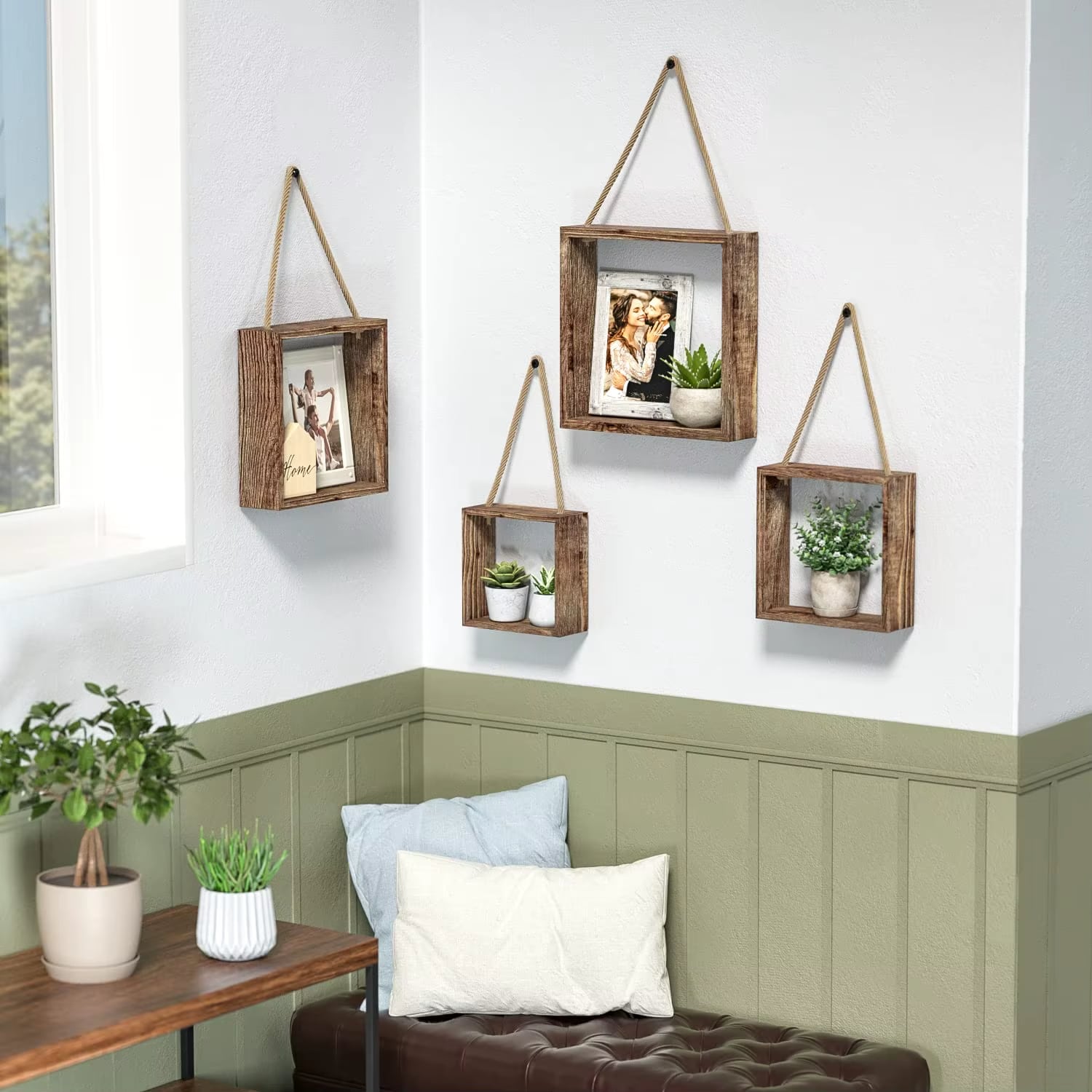 Lot de 4 Présentoirs Muraux et Carrés en Bois