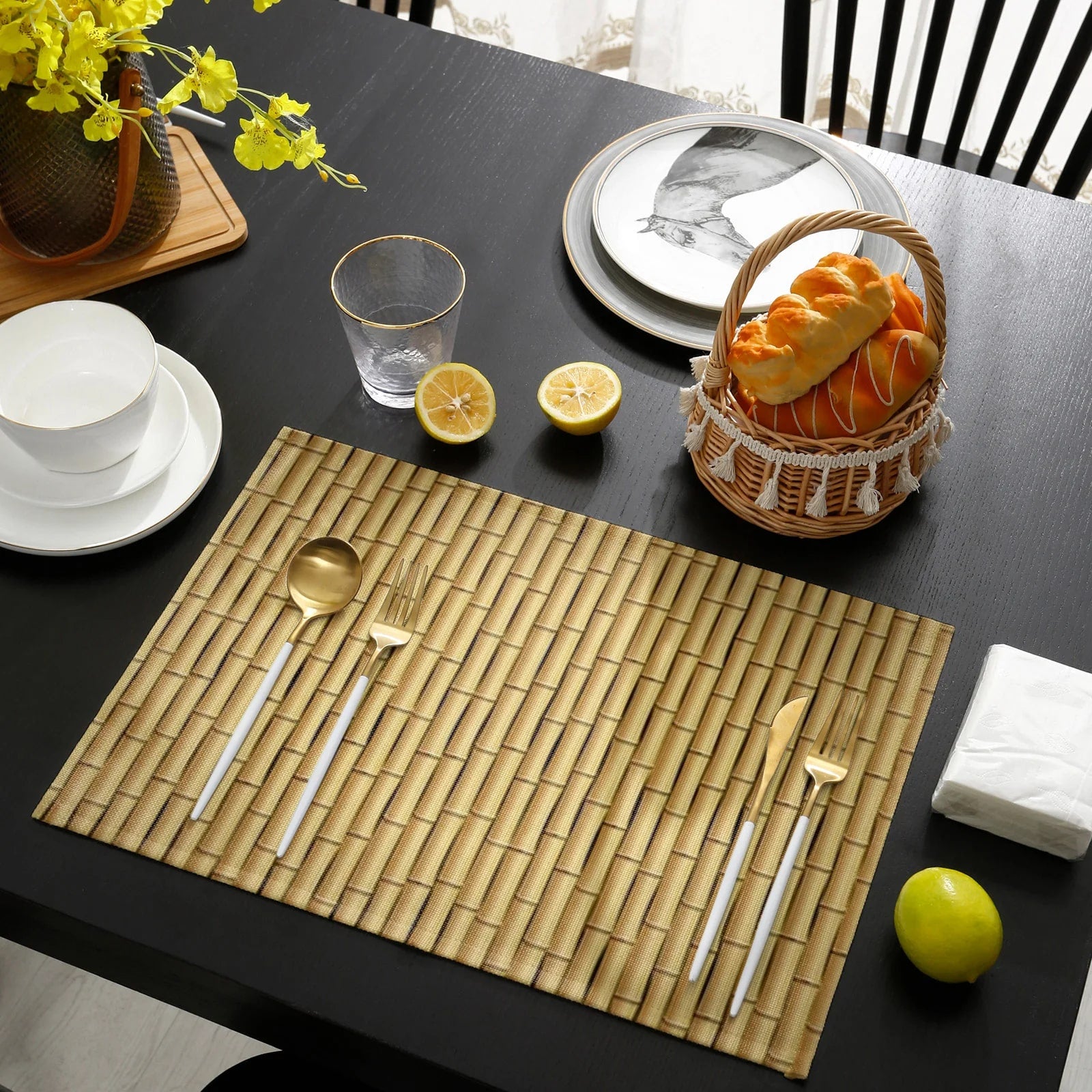 Lot de Quatre Sets de Table Effet Bambou avec Motifs