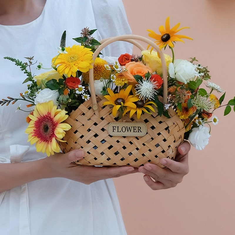 Mini panier à fleurs tissé
