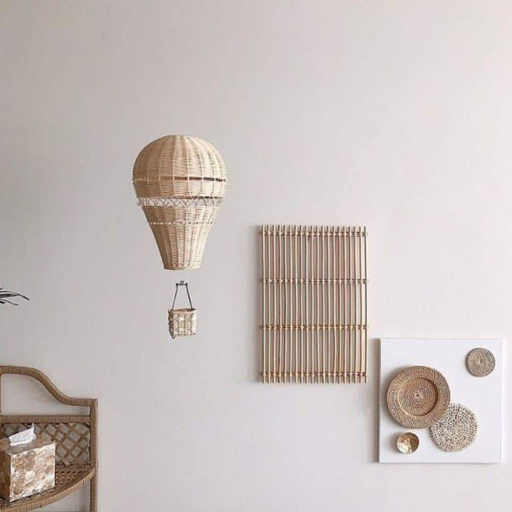 Montgolfière en rotin tissé à la main suspendu pour chambre d’enfants