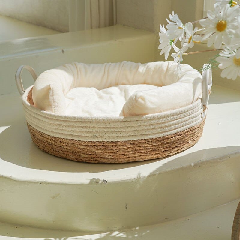 Panier bicolore pour animaux de compagnie avec coussins