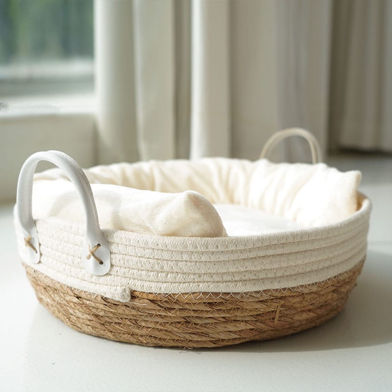Panier bicolore pour animaux de compagnie avec coussins