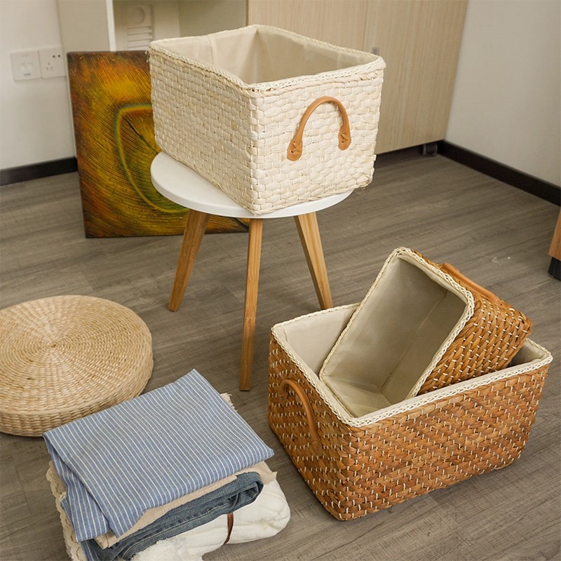 Panier de rangement en osier tissé à la main avec poignées