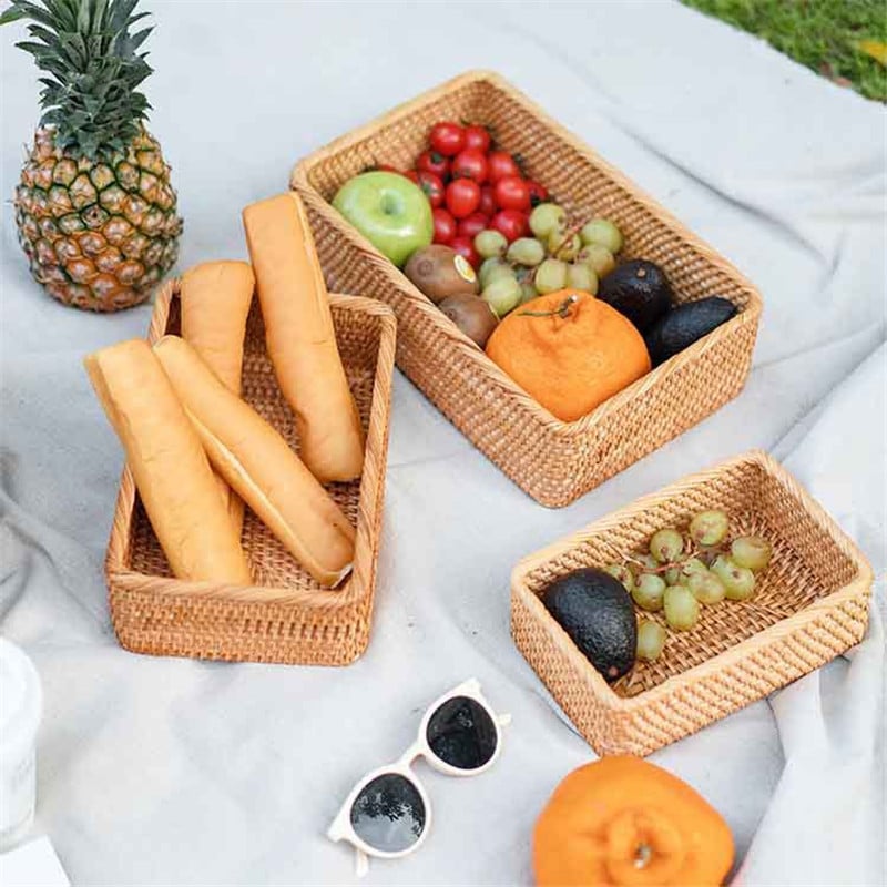 Panier de stockage d’aliments rectangulaire en rotin tissé à la main