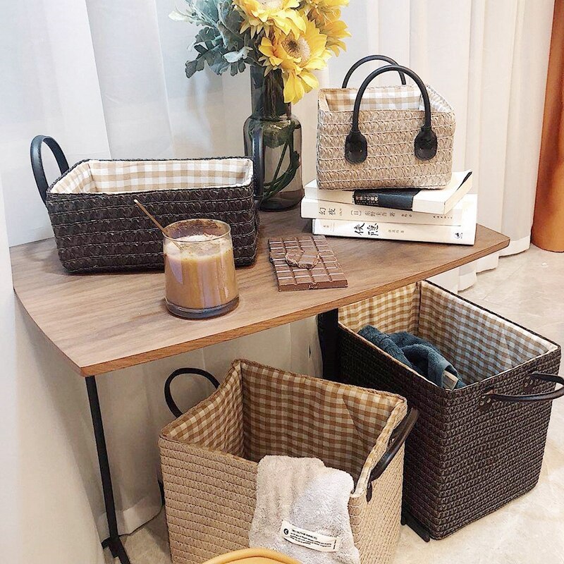Panier rangement en forme de boîte avec des poignées