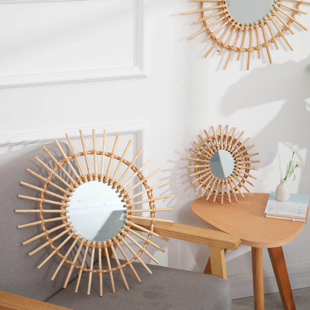 Petit miroir soleil en rotin