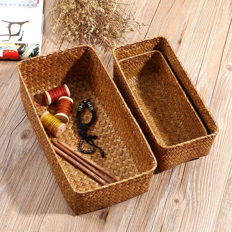 Petit panier rectangulaire en rotin pour rangement