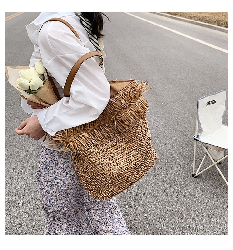 Sac à bandoulière tressé en paille marron, avec franges, de grande capacité, pour femmes