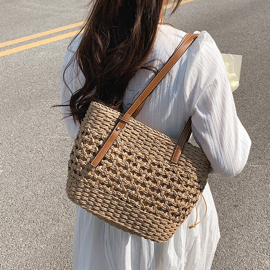 Sac à main marron tendance de plage en paille pour femme