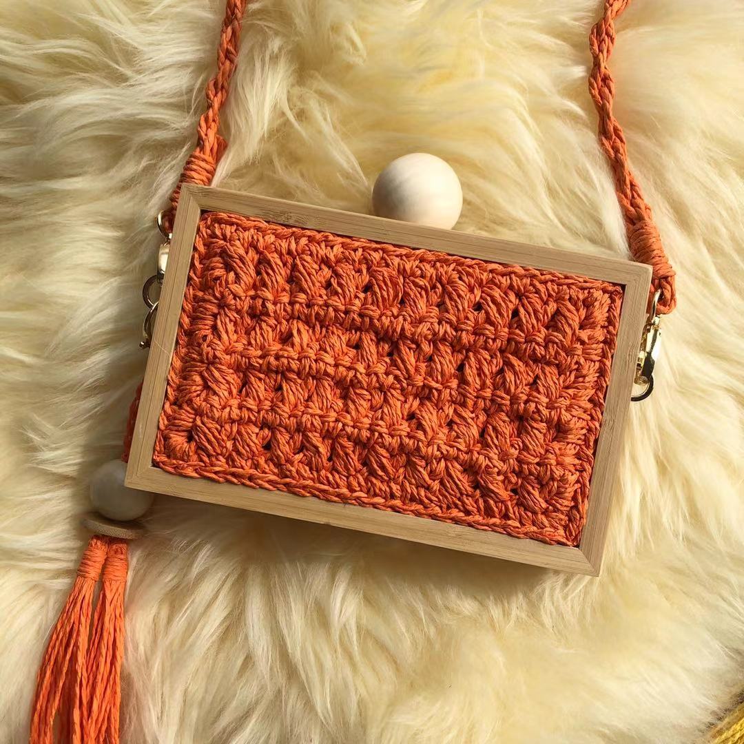 Sac à main carré vintage
