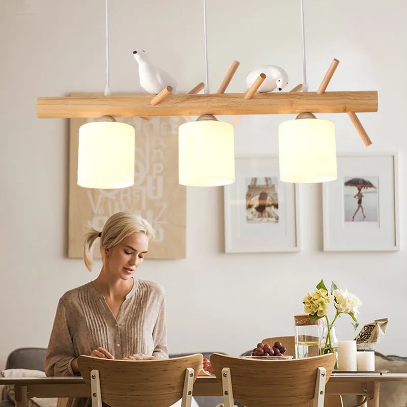 Suspension Bois Élégante Décorée d’Oiseaux