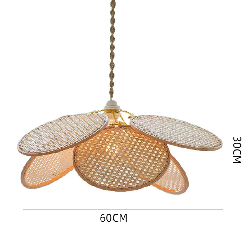 Suspension rotin cannage forme fleur pétales naturel | Floria