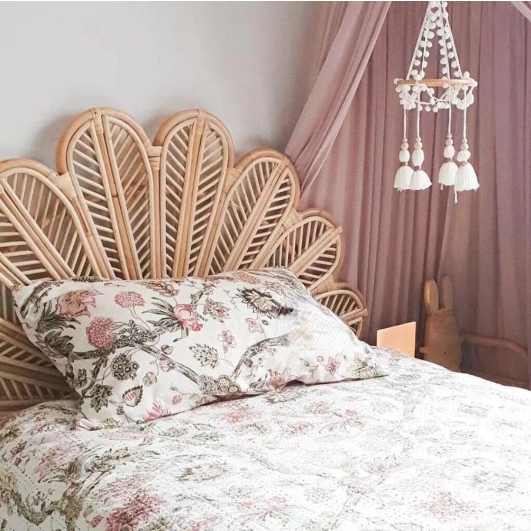 Tête de Lit Rotin au Design de Pétales