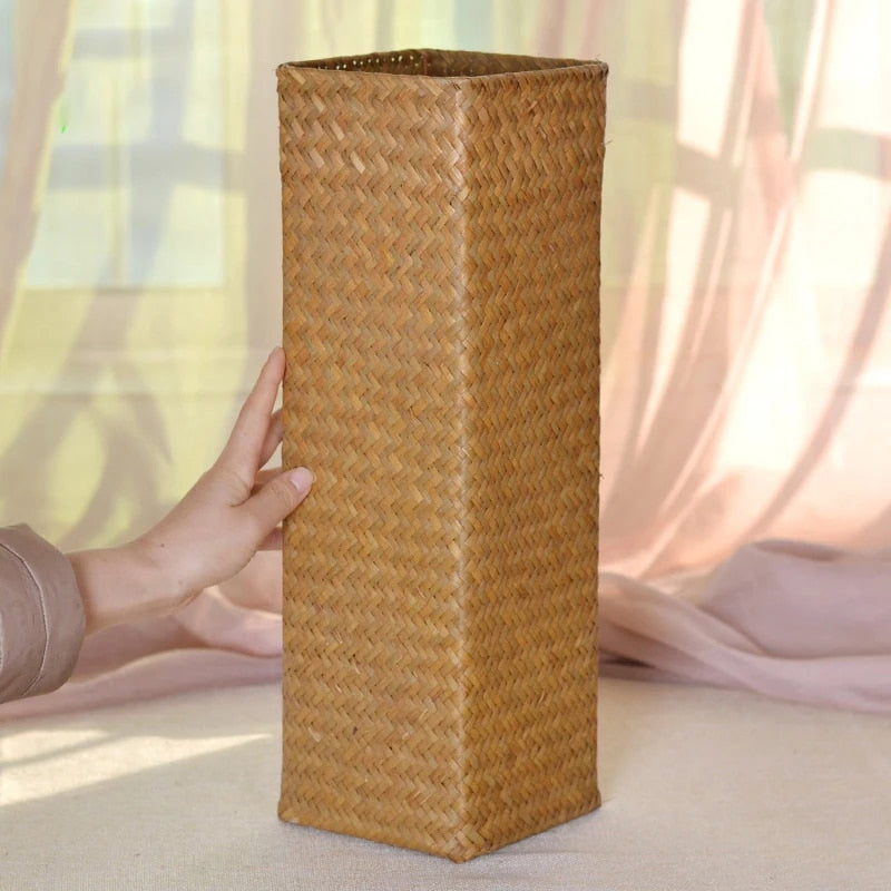 Vase en Bambou Rectangulaire Tissé à la Main